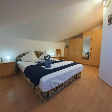 D Free Parking & Wifi, Walking Distance To Centrum Задар