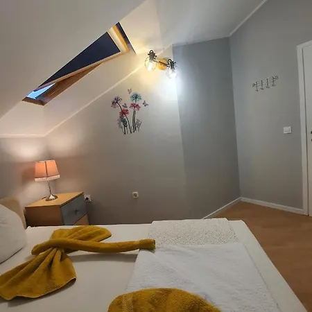 D Free Parking & Wifi, Walking Distance To Centrum *