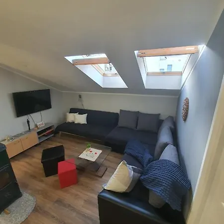 D Free Parking & Wifi, Walking Distance To Centrum Apartamento *