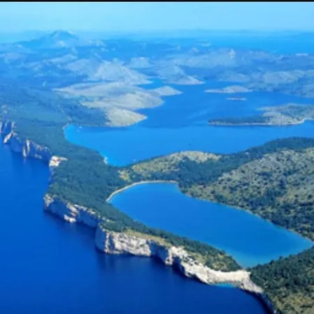 D Free Parking & Wifi, Walking Distance To Centrum Apartamento Zadar